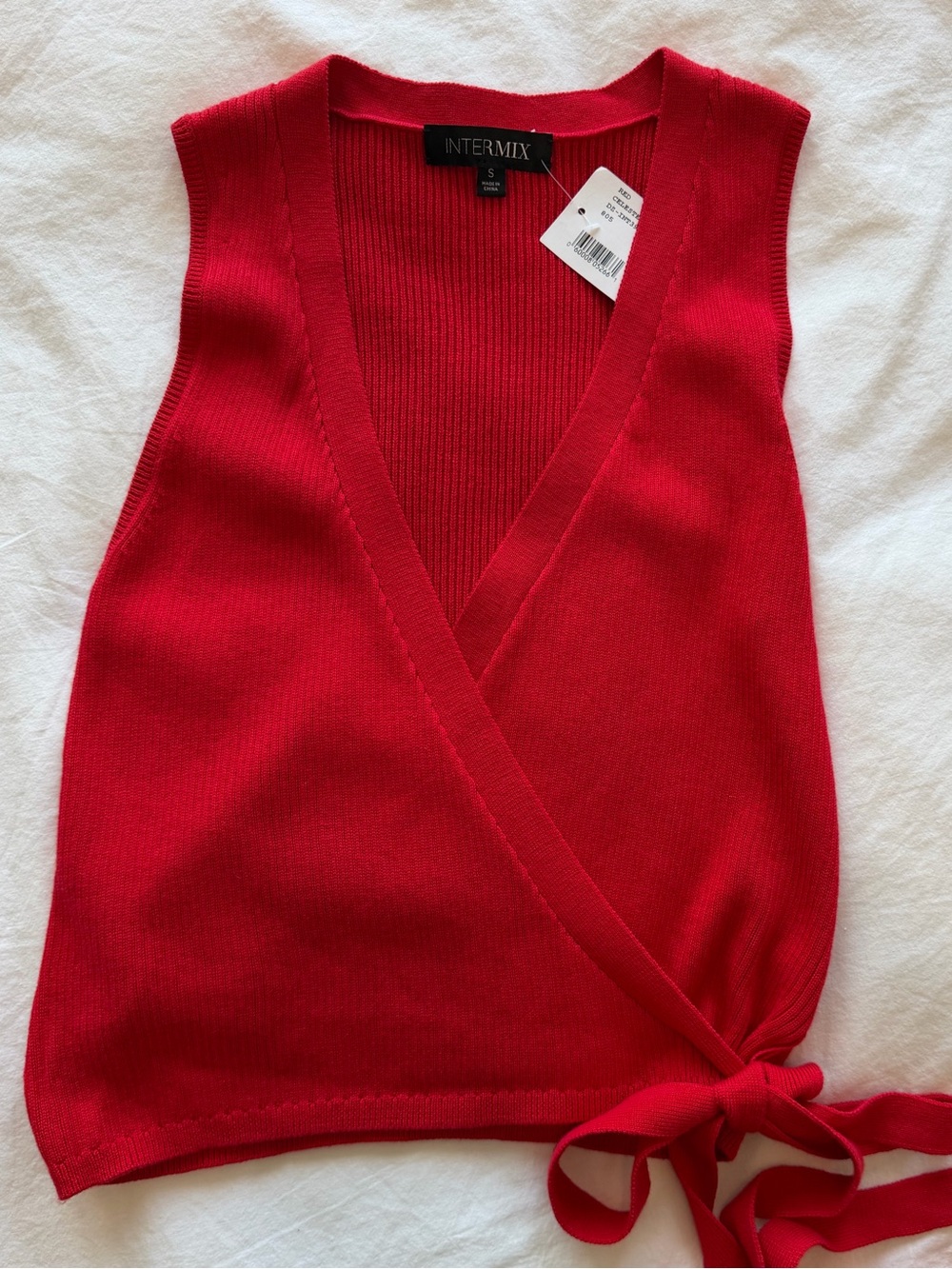 INTERMIX Red Sleeveless Wrap V‑Neck Knit Top with Tie